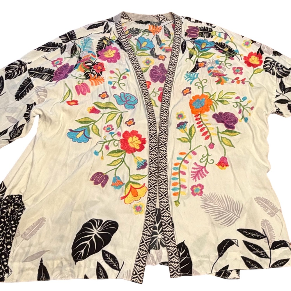 John Mark Floral Embroidered Kimono Cardigan White Black Whimsical Boho Large